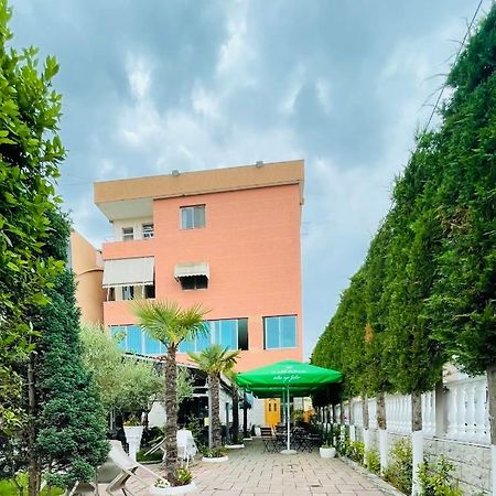Bajovah Apartments & Restaurant Tirana Exteriér fotografie